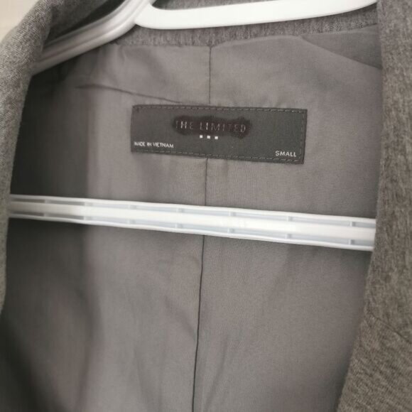 The Limited vest size small - Picture 3 of 4